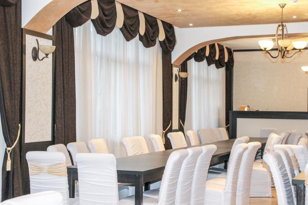 Hotel Corina Борша Экстерьер фото