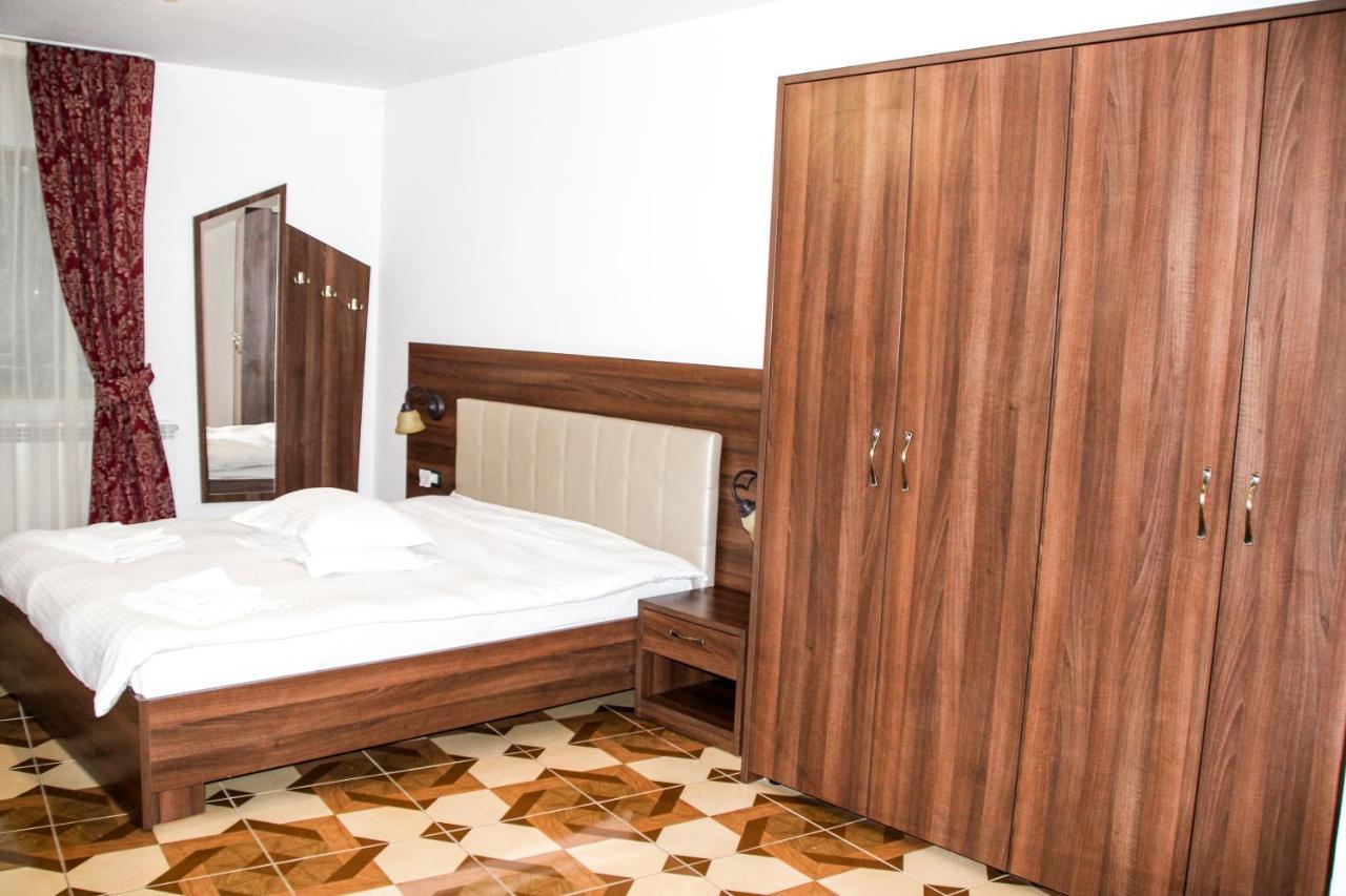 Hotel Corina Борша Экстерьер фото