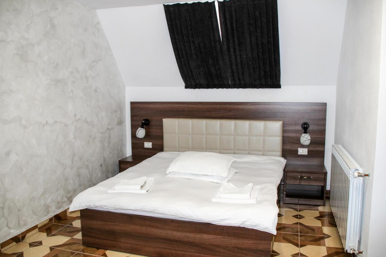 Hotel Corina Борша Экстерьер фото